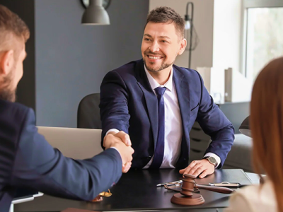 what type of lawyer makes the most money